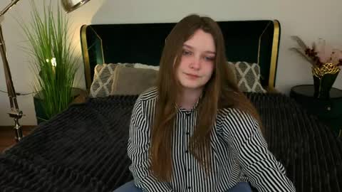 Emily online show from 03-31-26, 06:36