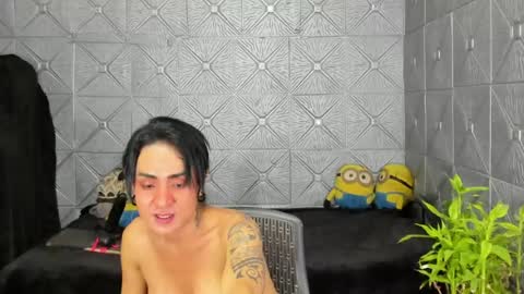 Snapshot of magicsaya chatting on 05-08-26, 02:06 TsKaycee online show from 05-08-26, 02:06