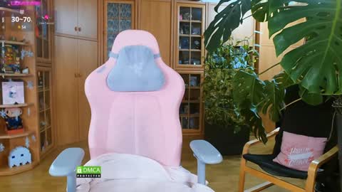 Nicole online show from 01-27-25, 09:00