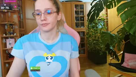 Nicole online show from 02-07-25, 12:53