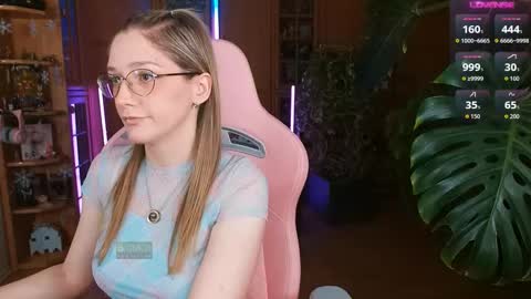 Nicole online show from 02-11-26, 05:07