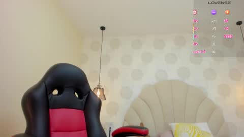 magievans1 online show from 11-27-25, 02:35