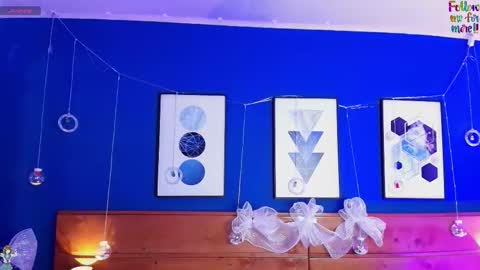 Dani online show from 12-15-25, 11:03