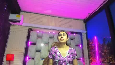 mahiara hot online show from 06-19-26, 02:43