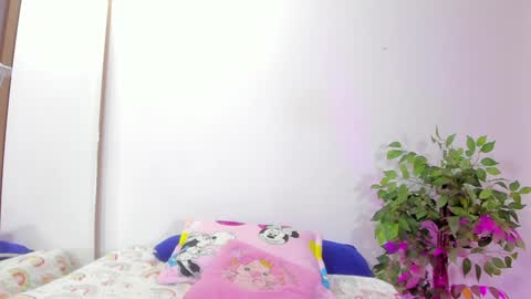 maia online show from 01-05-25, 09:26