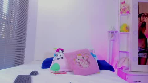 maia online show from 01-18-25, 12:36