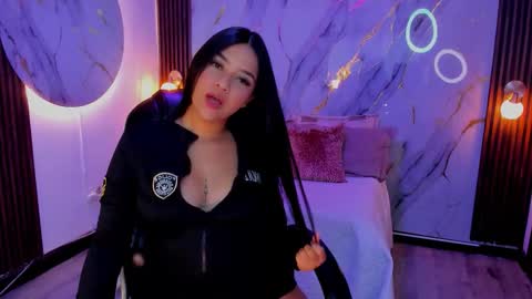 Snapshot of maiaevans1 chatting on 03-27-26, 12:38 Maia online show from 03-27-26, 12:38