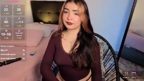 Snapshot of maiamancini chatting on 06-10-26, 07:57 Maia online show from 06-10-26, 07:57