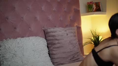  Maia  online show from 09-26-25, 07:29