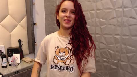 Snapshot of maiapark chatting on 12-07-24, 12:35 Maia online show from 12-07-24, 12:35