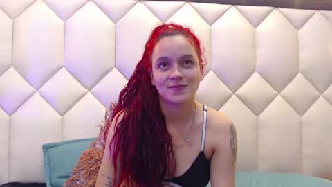 Snapshot of maiapark chatting on 02-09-25, 08:45 Maia online show from 02-09-25, 08:45