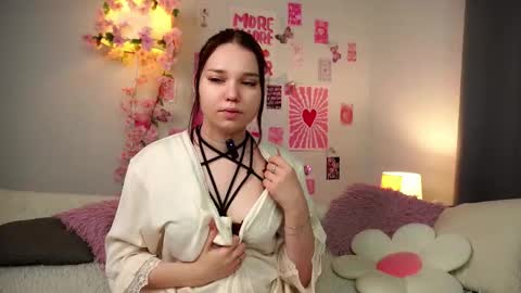 Lisa online show from 02-22-26, 02:15