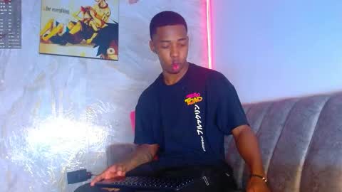 maicoljorda1 online show from 11-30-25, 01:15