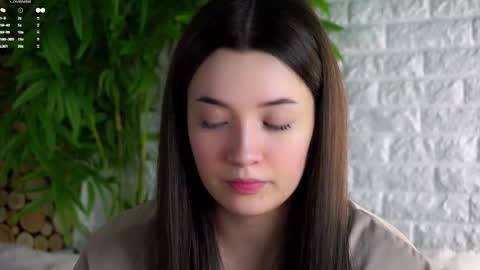 Lucy online show from 03-25-26, 02:06