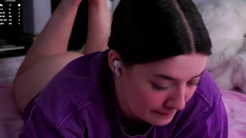 Lucy online show from 04-09-26, 06:19