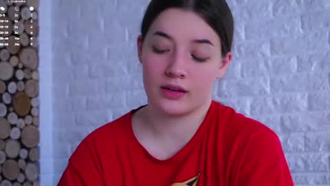 Lucy online show from 06-25-26, 05:12
