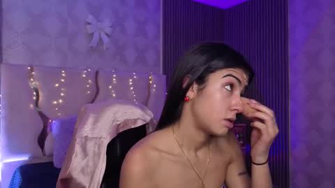 maiily_tay online show from 02-19-26, 12:56