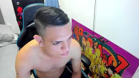Snapshot of maikibrrr chatting on 02-15-25, 07:06 Mike4k online show from 02-15-25, 07:06