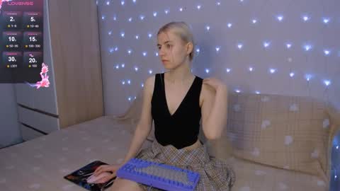 Your kitty online show from 01-18-26, 04:05