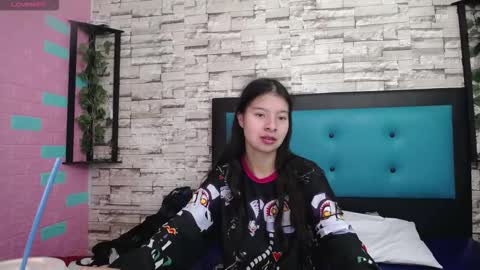  MAILY CAN  online show from 09-25-25, 12:31