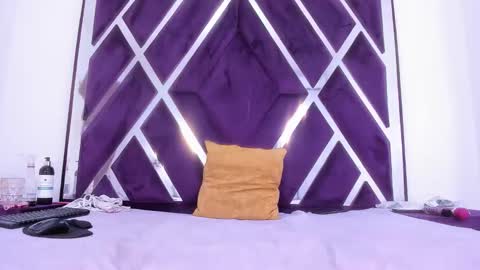 Snapshot of mairaasm chatting on 04-25-26, 01:41 Mairaasm online show from 04-25-26, 01:41