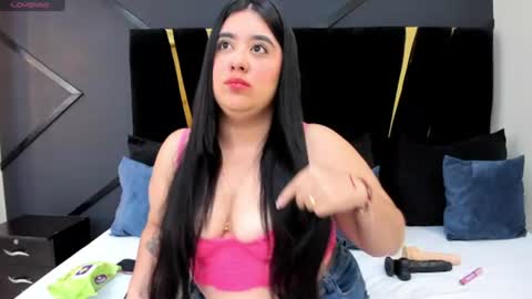 Snapshot of maite_grays chatting on 06-10-26, 12:04 M A I T E online show from 06-10-26, 12:04