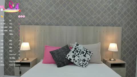   online show from 03-10-25, 03:34