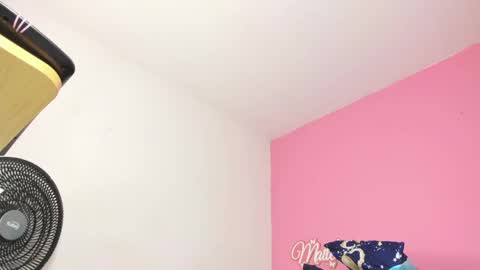 Snapshot of maite_newmilf chatting on 05-21-26, 01:23 Maite online show from 05-21-26, 01:23