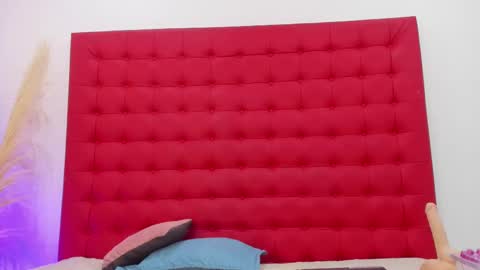 maite_smith69 online show from 02-25-25, 06:20