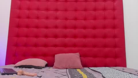 maite_smith69 online show from 03-04-25, 03:04