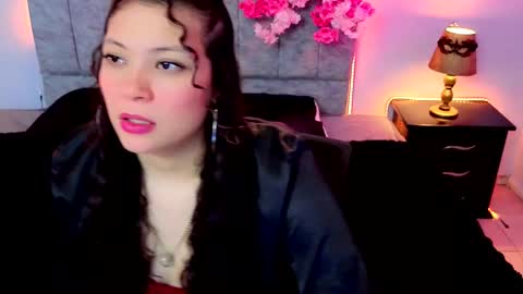 MAITE STONE1 online show from 10-11-25, 05:17