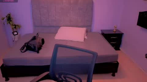 MAITE STONE1 online show from 11-22-25, 03:05