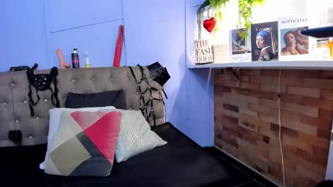 Maite and Lexy online show from 02-19-26, 07:10