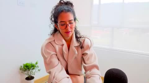   Lauu online show from 03-27-26, 09:14