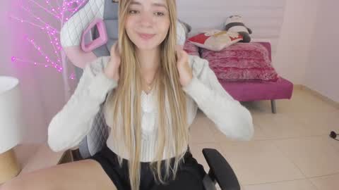 Majo online show from 12-20-24, 06:56