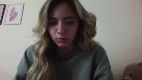 majo_gomezz online show from 02-13-26, 12:06