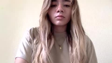 Snapshot of majo_gomezz chatting on 05-25-26, 04:35 majo_gomezz online show from 05-25-26, 04:35