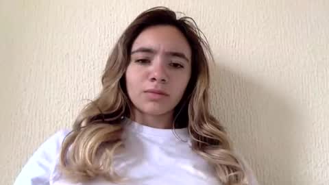 Snapshot of majo_gomezz chatting on 05-29-26, 03:32 majo_gomezz online show from 05-29-26, 03:32
