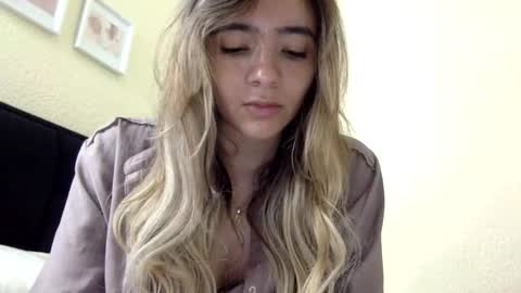Snapshot of majo_gomezz chatting on 06-04-26, 04:18 majo_gomezz online show from 06-04-26, 04:18