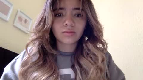 Snapshot of majo_gomezz chatting on 06-07-26, 02:32 majo_gomezz online show from 06-07-26, 02:32