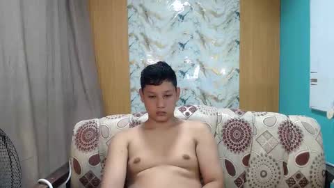 makehugecock online show from 12-18-25, 09:15