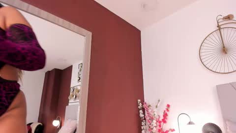 makena online show from 10-30-25, 04:14