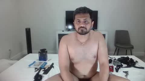 Snapshot of makeyousatisfied12 chatting on 12-18-25, 12:06 Rakesh Slave online show from 12-18-25, 12:06