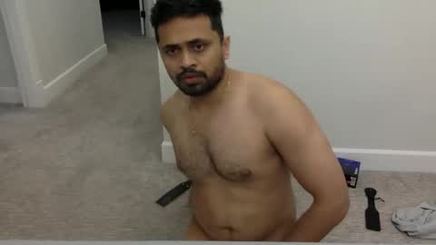 Snapshot of makeyousatisfied12 chatting on 02-01-26, 06:39 Rakesh Slave online show from 02-01-26, 06:39