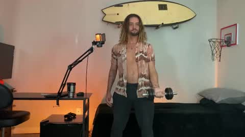 Mack  Makingmoans Twitter online show from 01-09-26, 05:15