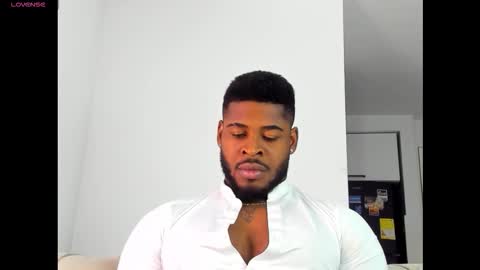 Makonnen online show from 12-22-25, 10:51