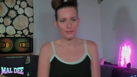 Mal Dee online show from 12-08-24, 02:09