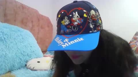 Snapshot of mal_norma chatting on 12-18-24, 02:21 Mal Norma online show from 12-18-24, 02:21