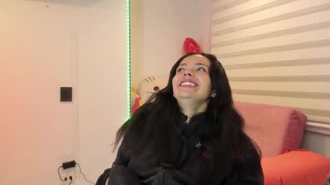 Snapshot of mal_norma chatting on 03-01-25, 02:15 Mal Norma online show from 03-01-25, 02:15