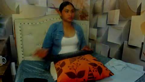 M A L A I K A  online show from 08-03-26, 04:44